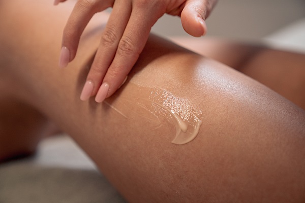 applicazione-trattamento-dimagrante-pearlage-cosmetic